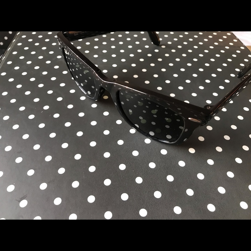 Foldable Ray Ban - Picture 2 of 4